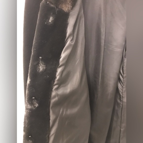 Princess Garment Women’s Faux Fur- Size Medium - Picture 8 of 13